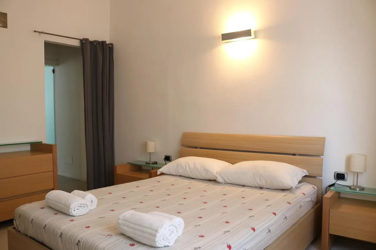 Design Canal Apartment Corsico